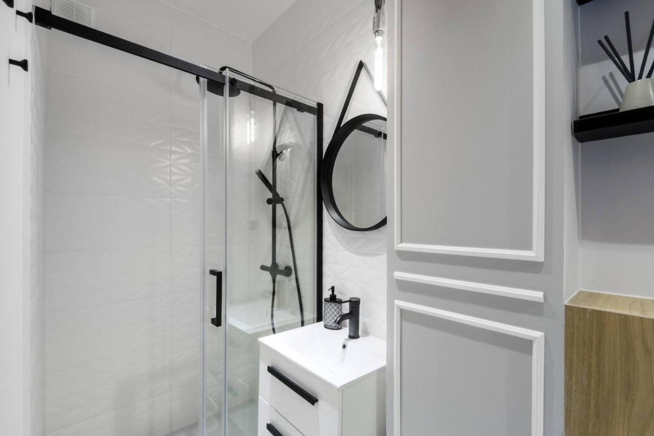Andersa 10 By Homeprime Warsaw Luaran gambar
